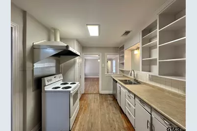 1309 Robertson Ave, Tyler, TX 75701 - Photo 8
