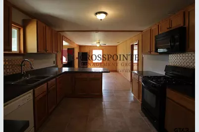 110 S Hunter, Bullard, TX 75757 - Photo 14