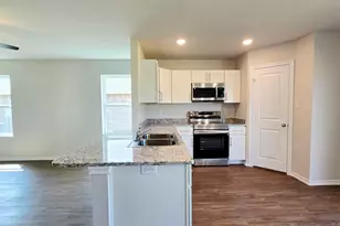 1702 Meadow Ln, Whitehouse, TX 75791 - Photo 4