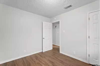 429 Johnson St, Longview, TX 75602 - Photo 10