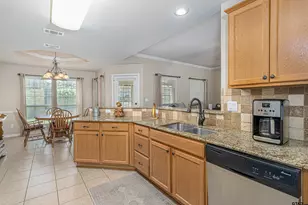 421 W Cumberland Rd, Tyler, TX 75703 - Photo 10
