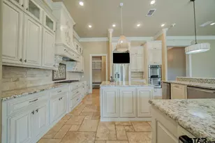 200 Weldon Ln, Longview, TX 75605 - Photo 8