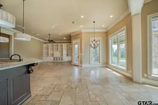 200 Weldon Ln, Longview, TX 75605 - Photo 14