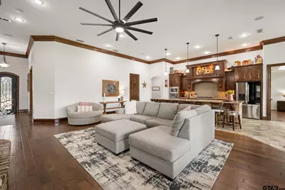 115 Circle Club Ln, Longview, TX 75602 - Photo 14