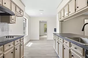 1820 Circle Dr, Tyler, TX 75703 - Photo 8
