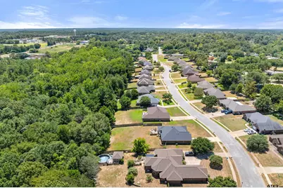 245 Heritage Ct, Lindale, TX 75771 - Photo 36