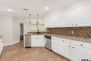 1802 Everglades Dr, Tyler, TX 75703 - Photo 18