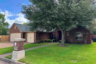 6526 Ashmore Ln, Tyler, TX 75703 - Photo 2