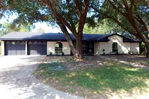 1703 Briarwood St, Gilmer, TX 75644 - Photo 1