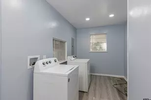 311 E Cottonwood, Overton, TX 75684 - Photo 6