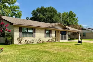 110 Glenview, Crockett, TX 75835 - Photo 2
