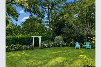 3014 Brentwood Dr., Tyler, TX 75701 - Photo 2