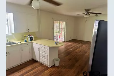 2322 Kaynell, Henderson, TX 75654 - Photo 4