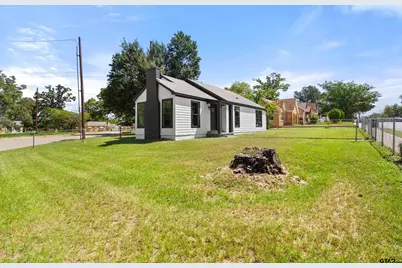 1221 Mockingbird Lane, Tyler, TX 75701 - Photo 4