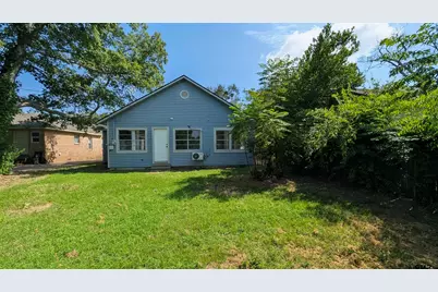 1309 W First St, Tyler, TX 75701 - Photo 12