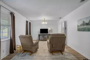 2112 Sampson Dr, Tyler, TX 75701 - Photo 6