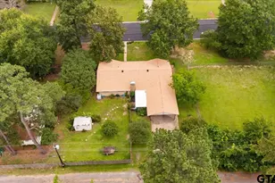 1009 Caprice Dr, Grand Saline, TX 75140 - Photo 2