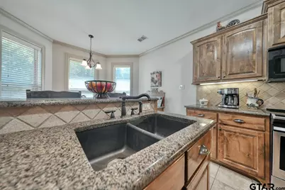 209 Heritage Ct, Lindale, TX 75771 - Photo 20