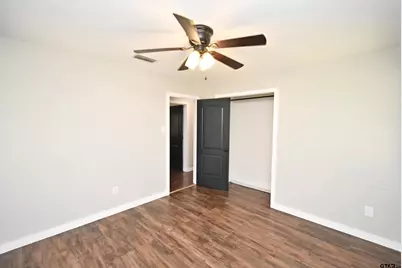 111 E Oak St, Yantis, TX 75497 - Photo 20