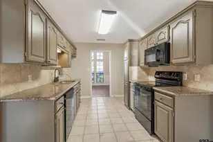 214 Stoneridge, Chandler, TX 75758 - Photo 10