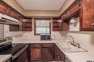 404 Hillcreek St, Whitehouse, TX 75791 - Photo 14