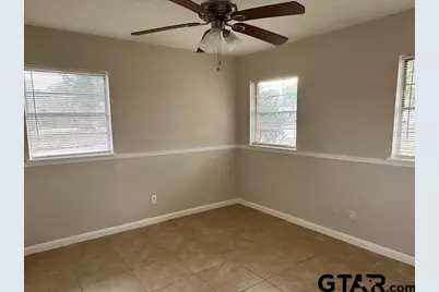 3026 Brentwood Dr, Tyler, TX 75701 - Photo 10