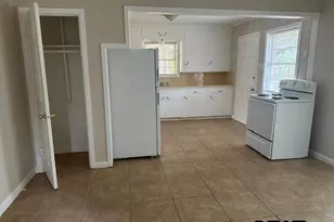 3026 Brentwood Dr, Tyler, TX 75701 - Photo 6