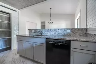 206 Pinewood Dr, Whitehouse, TX 75791 - Photo 16