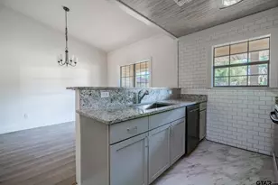 206 Pinewood Dr, Whitehouse, TX 75791 - Photo 14