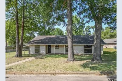206 Pinewood Dr, Whitehouse, TX 75791 - Photo 1