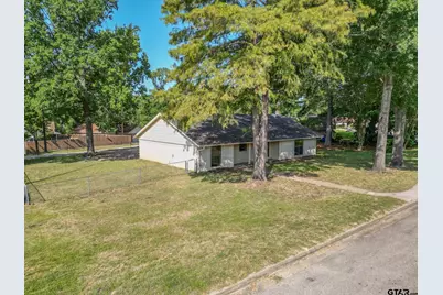 206 Pinewood Dr, Whitehouse, TX 75791 - Photo 2