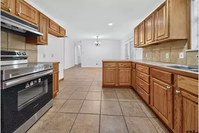 3041 Lakewood Dr, Tyler, TX 75702 - Photo 18
