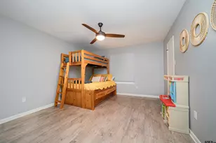 1302 Dennis, Longview, TX 75605 - Photo 20