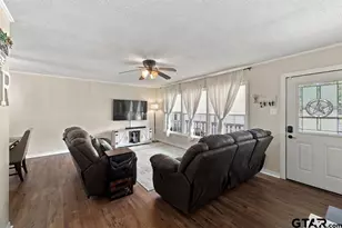 2907 S Broadway Blvd, Kilgore, TX 75662 - Photo 6