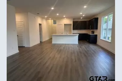 6429 Wellington Oak Avenue, Tyler, TX 75706 - Photo 2