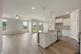 306 Driftwood Way, Whitehouse, TX 75791 - Photo 4