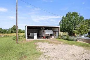 6414 Co Rd 3205, Campbell, TX 75422 - Photo 8