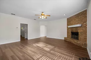 703 Daniel St, Gladewater, TX 75647 - Photo 12