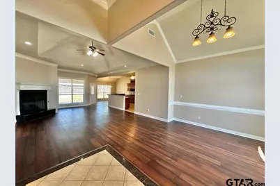 2040 Yasmeen Ci, Flint, TX 75762 - Photo 2