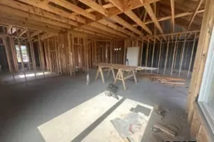 16025 Sir Barton Dr, Lindale, TX 75771 - Photo 2