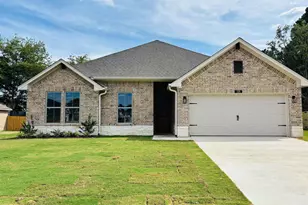 328 Erica Wy, Lindale, TX 75771 - Photo 2
