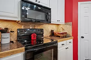 405 Husky Dr, Lindale, TX 75771 - Photo 8