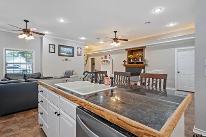 405 Husky Drive, Lindale, TX 75771 - Photo 10