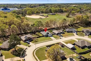307 Msn Crst Cir, Lindale, TX 75771 - Photo 2