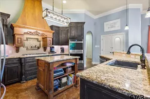 249 Heritage Ct, Lindale, TX 75771 - Photo 4