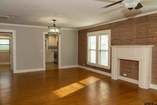 106 E Myrtle, Winnsboro, TX 75494 - Photo 2