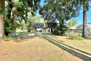 162 Pine Tree, Holly Lake Ranch, TX 75765 - Photo 32