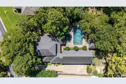 6805 Hollytree Circle, Tyler, TX 75703 - Photo 48