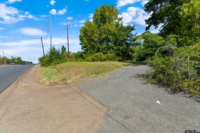 5217 W Marshall Ave, Longview, TX 75604 - Photo 2