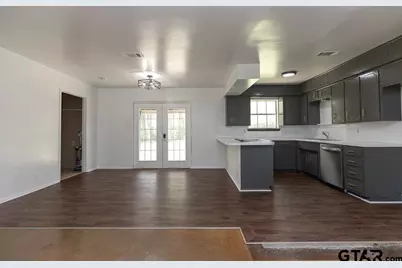 2908 Golden Rd, Tyler, TX 75701 - Photo 10